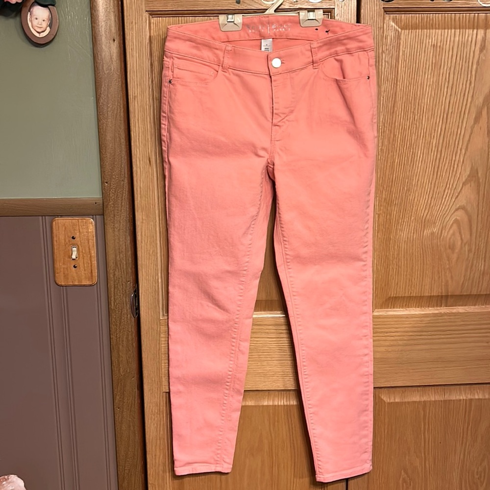 White House Black Market Ankle Jeans Sz. 6